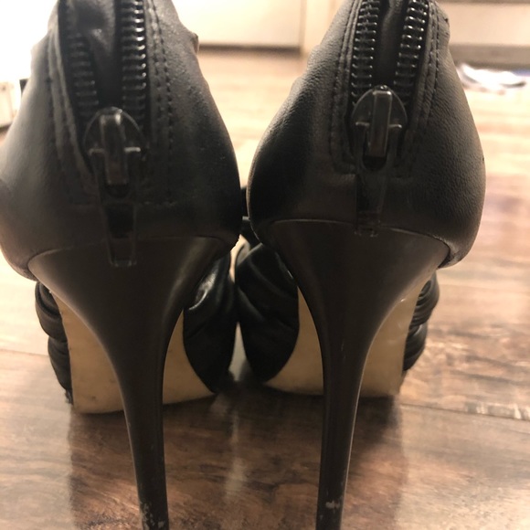 Sexy cutout platform heels - Picture 3 of 3